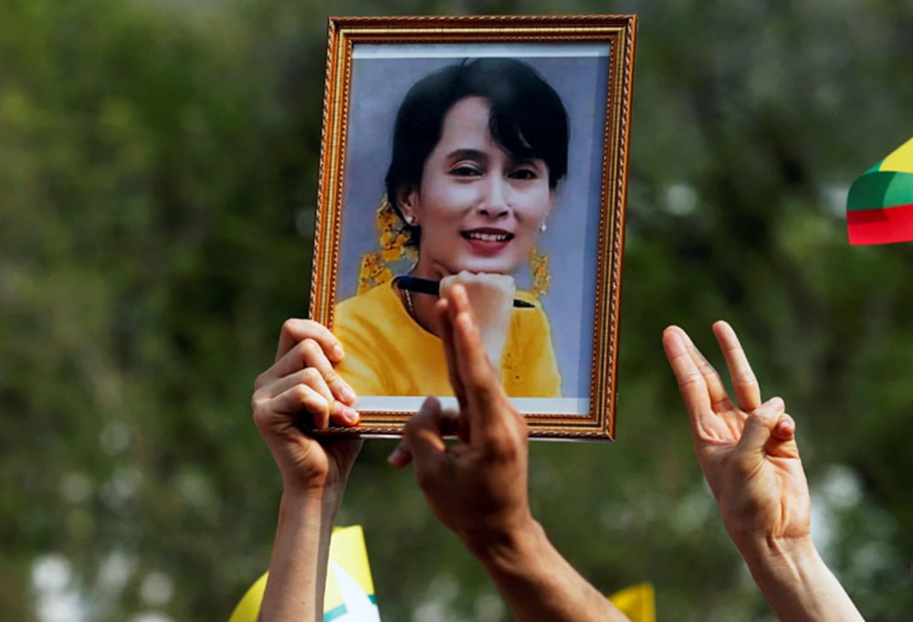 เมียนมาย้าย‘อองซาน ซูจี’ ออกจากเรือนจำ‘กักบริเวณ’ที่บ้าน