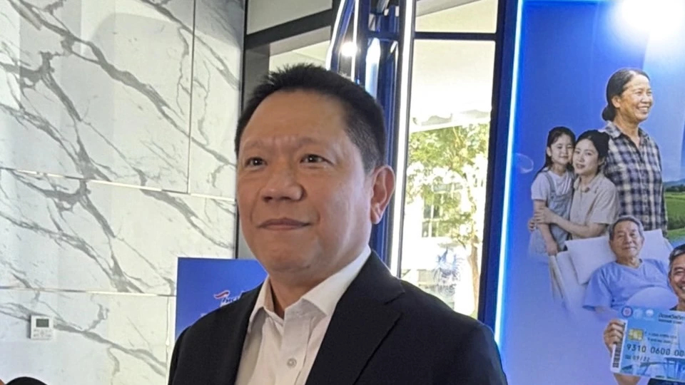 บัตรสวัสดิการรัฐรับเงินตรงไม่ลงทะเบียน  ยัน ‘ไทยช่วยไทยพลัส’ 30 ล้าน เพียงพอ