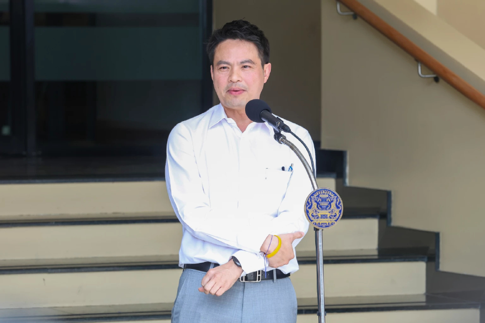 'ภารดร' เผยรัฐบาลส่งคำชี้แจงเงินกู้ 4 แสนล้านบาทให้ศาลวันนี้