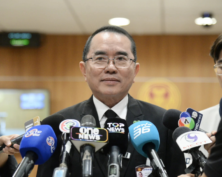 'วรงค์' มองบทบาท 'ทักษิณ'  ยังมีผลต่อการเมือง แนะให้เคารพกฎหมาย