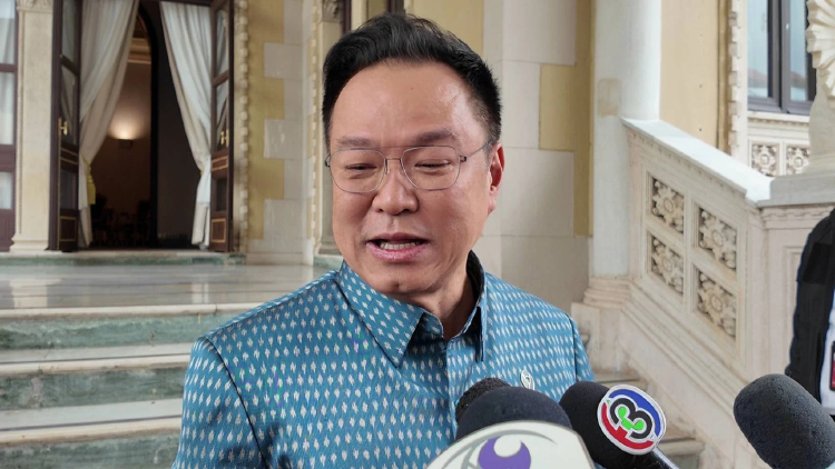 'นายกฯ'ชื่นชมแรงงาน ขอให้สุขภาพแข็งแรง บอกขึ้นค่าแรงต้องมีเหตุผล