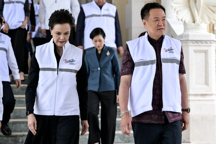 ครม.เคาะกรมประชาสัมพันธ์ แม่งานถ่ายบอลโลก นายกฯ ลั่นดูฟรี โยน กสทช.- เอกชน หาเงินซื้อลิขสิทธิ์