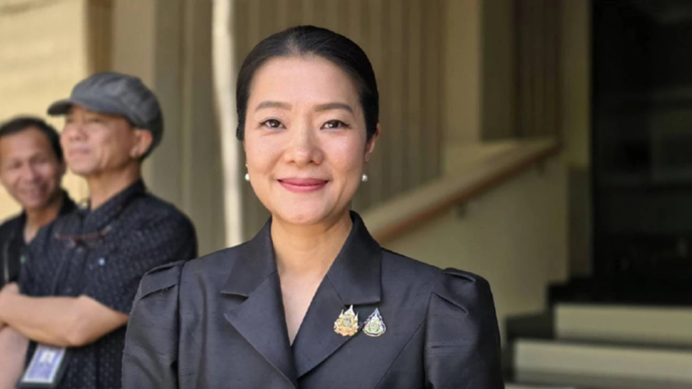 'ธีรรัตน์' ย้ำพท.ส่งผู้สมัครชิงเก้าอี้ สก. คัด 20 ชื่อลงชิง
