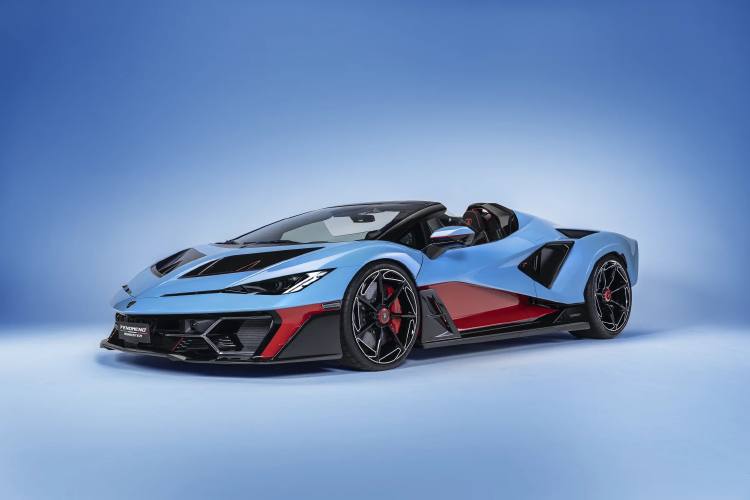 ลัมโบร์กินี เปิดตัว “Fenomeno Roadster” รุ่นพิเศษ 15 คัน 