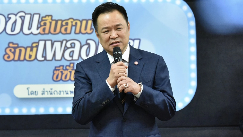 ‘อนุทิน’ แซว ‘ปลัด มท.’ ตอนนี้เก้าอี้แน่น จากเดิมจะไปไม่ไปแหล่
