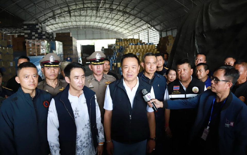 'อนุทิน' นำทีมบุกระนอง! ยึดสินค้าเถื่อน 50 ล้าน สั่งอายัดของกลาง