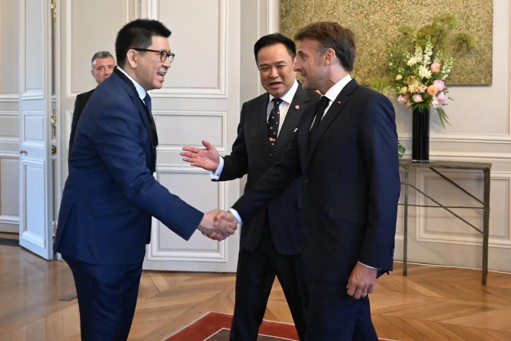 'อนุทิน-เอกนิติ' บุกฝรั่งเศส หารือ 'มาครง' ดันไทยฮับเศรษฐกิจใหม่