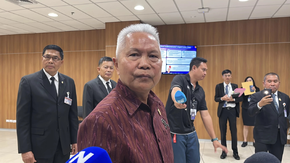 'โสภณ' ลงนามยกเลิกระเบียบ ขึ้นเงินเดือน ผู้ช่วยทำงาน สส.-สว.