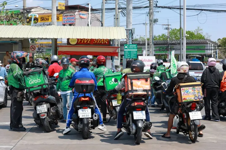 นักวิชาการ มธ.เปิดข้อเสนอ 1 ปี พิสูจน์สถานะจ้างงานไรเดอร์ ปลดล็อกเข้า ม.33