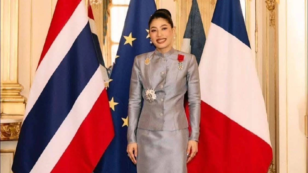 เจ้าฟ้าสิริวัณณวรีฯ ทรงได้รับเครื่องอิสริยาภรณ์ฝรั่งเศส 'ยิ่งลักษณ์' โพสต์ถวายพระพรชัยมงคล