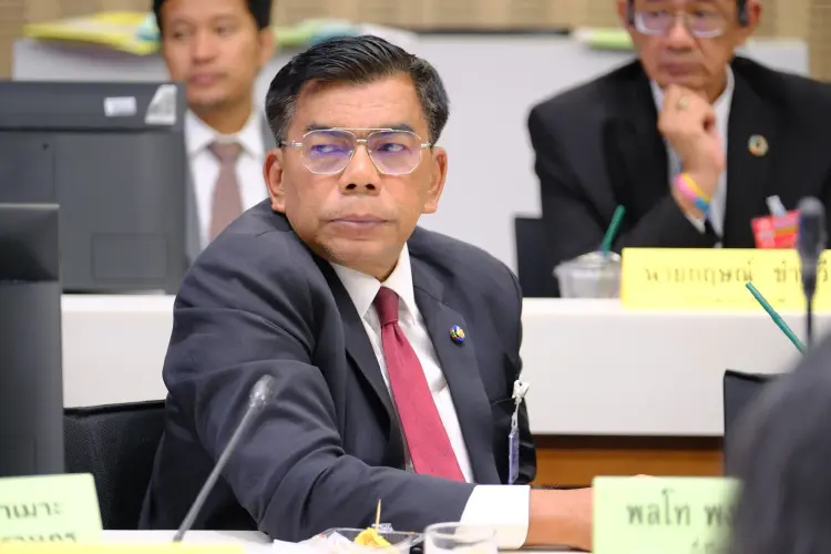 'กมลศักดิ์' ห่วงถูกตัดตอนคดีลอบยิง ร้องกมธ.กฎหมาย สาวผู้บงการ