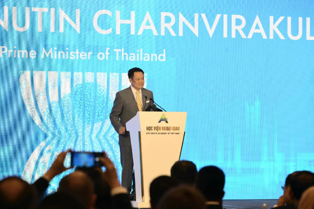 'อนุทิน' โชว์วิสัยทัศน์ ASEAN Future Forum ดันร่วมมือเศรษฐกิจ - ชูแลนด์บริดจ์ ยกระดับขนส่งอาเซียน
