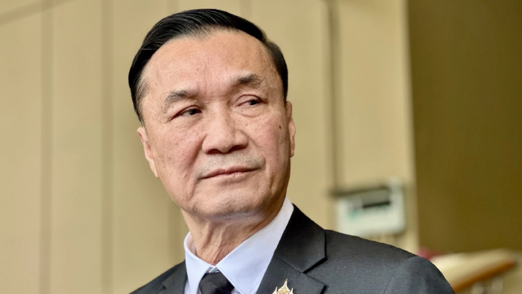 ‘ทรงศักดิ์’ แจ้งความ ส้ม-กิจ โยงโกงสอบขรก. ‘ทำเนียบฯ’ รับเรื่องร้องกว่าร้อย