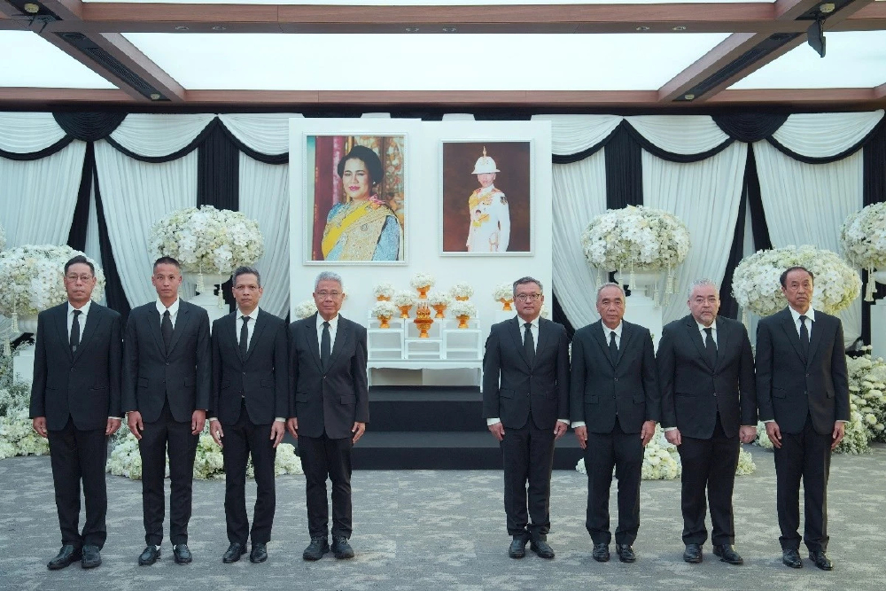 แสนสิริ จัดพิธีถวายความอาลัย สมเด็จพระพันปีหลวง และ สมเด็จฯ เจ้าฟ้าพัชรกิติยาภาฯ