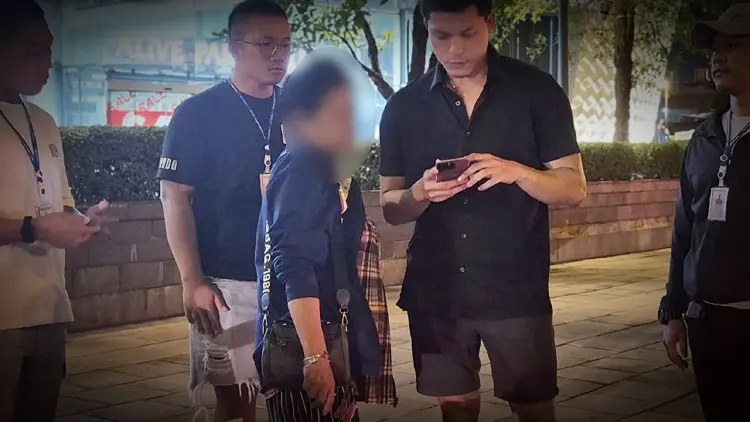ลงทุนเทรดหุ้นออนไลน์ ทำไมโดนหลอกโอนเงิน แฉรู้ทันก่อนน้ำตาตก