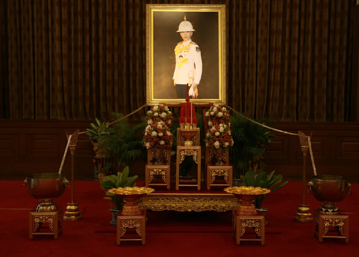 มูลนิธิสิริวัฒนภักดี และไทยเบฟ เข้าถวายน้ำสรงพระศพ 'เจ้าฟ้าพัชรกิติยาภาฯ'