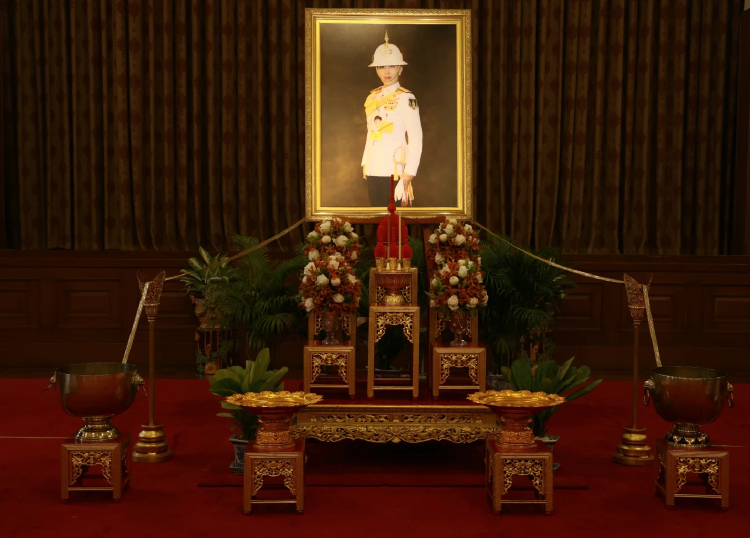 มูลนิธิสิริวัฒนภักดี และไทยเบฟ เข้าถวายน้ำสรงพระศพ 'เจ้าฟ้าพัชรกิติยาภาฯ'