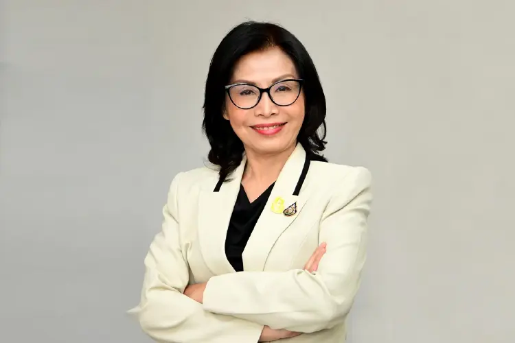'มนพร'เผยสส.รัฐบาล-ฝ่ายค้านร่วมลงชื่อร่างแก้รธน.'เพื่อไทย'
