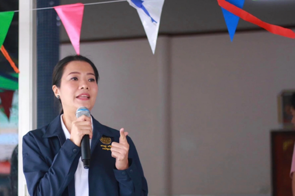 'ธีรรัตน์' ยันเพื่อไทยไม่เกี่ยว 'จิรายุ' ชำแหละ 'ชัชชาติ'