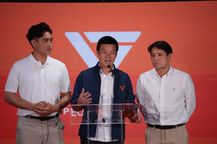 ปชน.ยินดี 'ชัชชาติ' ชนะผู้ว่าฯ กทม. ปัดเดินพลาดปม 'สุรพล' ทำพ่าย