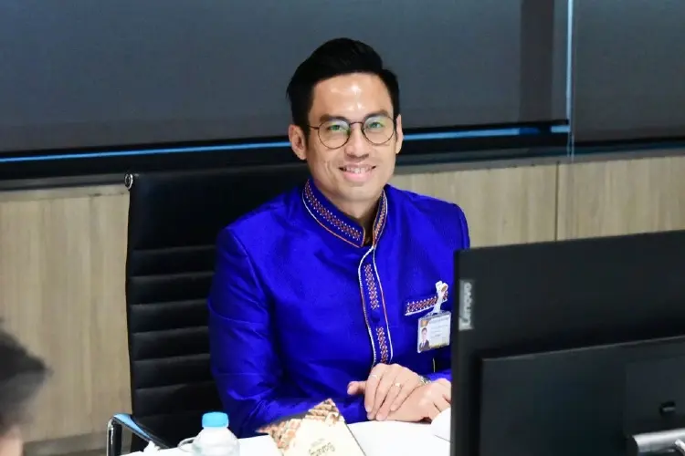 'กรวีร์' ไร้ปัญหา ชะลอแก้รธน. ขอคุย 'ฝ่ายค้าน' เป็นข้อตกลงร่วม