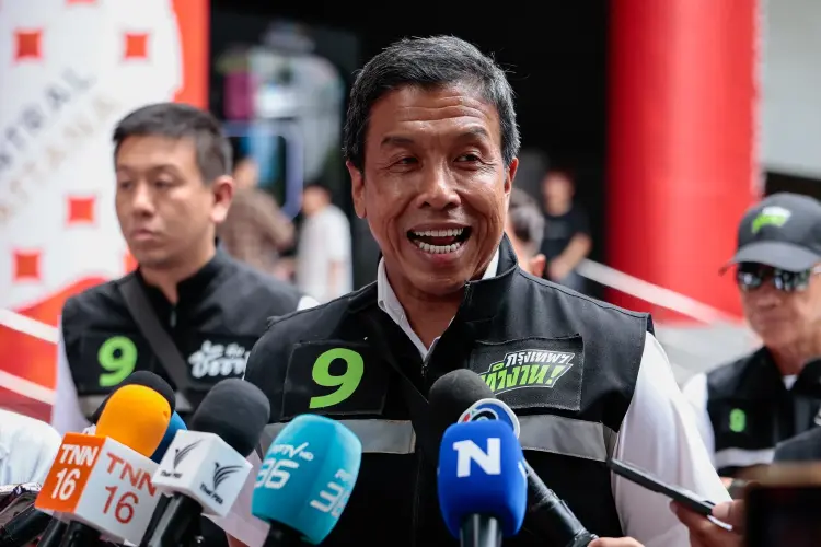 'ชัชชาติ' ไม่กังวล 'จิรายุ' จ่อยื่น ป.ป.ช. สอบปมโยกย้ายข้าราชการ