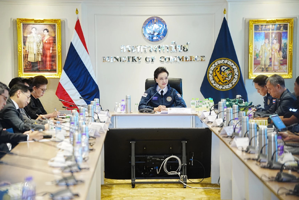 พาณิชย์ เร่งปราบน้ำมะพร้าวปลอมปน พบโรงงานกลุ่มเสี่ยง 24 ราย