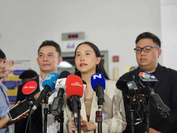 'รักชนก' รับ ปชน.ม้ารองชิงผู้ว่าฯ กทม. พ้อสื่อให้พื้นที่น้อย