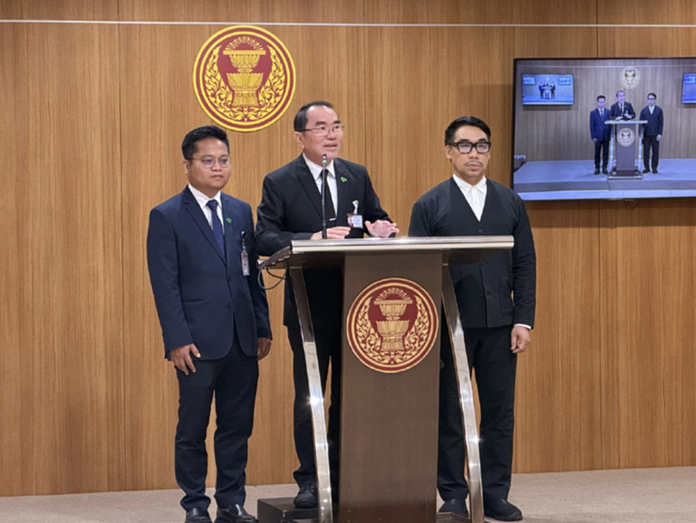 'วรงค์' ซัด 'เอกนิติ' ทำงานห้องแอร์ กรองเข้มบัตรคนจน พลาดสิทธิ