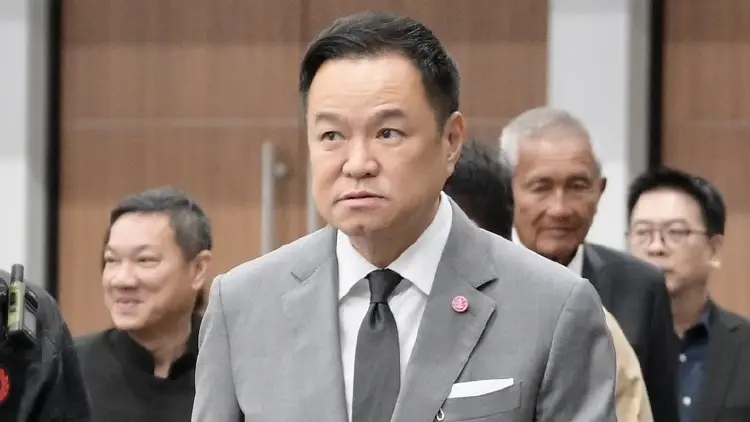 ‘อนุทิน’ ปัดเอี่ยว‘โกง สว.’ ถ้าจริงโดนนานแล้ว ภท.ฟ้องแหลก ไม่ยอมความ
