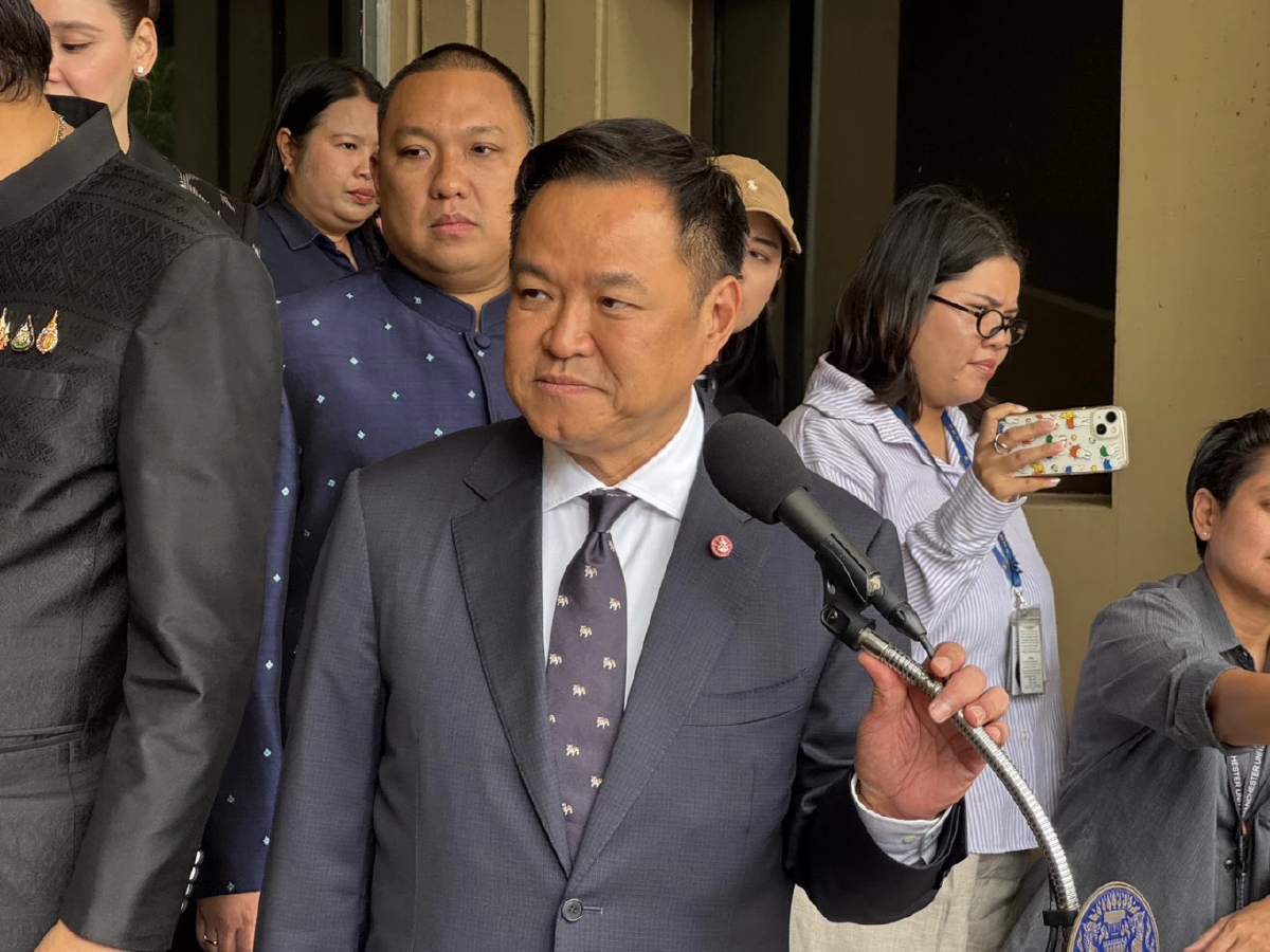 'อนุทิน' สั่ง 'เอกนัฏ' กลาง ครม.ลดราคาน้ำมันค้าปลีกในประเทศ หวังลดต้นทุนธุรกิจ ค่าครองชีพประชาชน