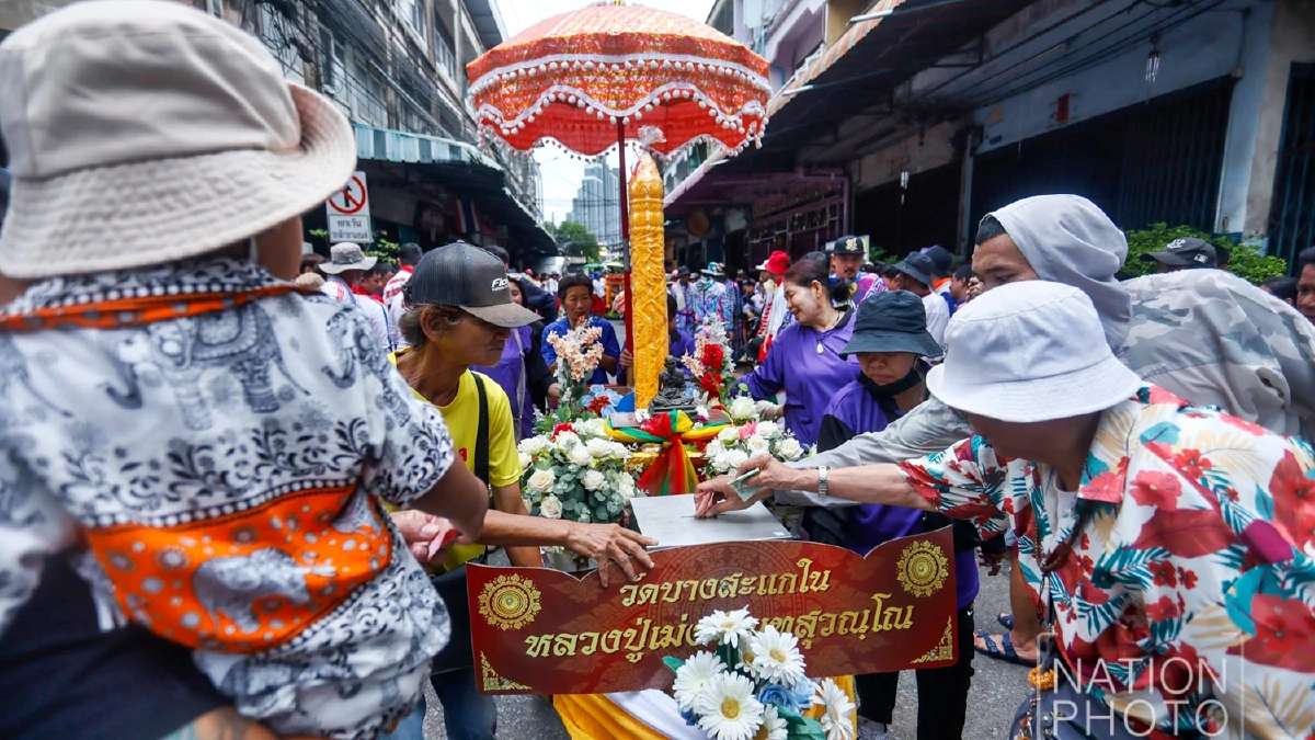 จัดใหญ่ แห่เทียนพรรษา 9 วัด ตลาดพลู สืบสานวัฒนธรรมวันเข้าพรรษา 2569