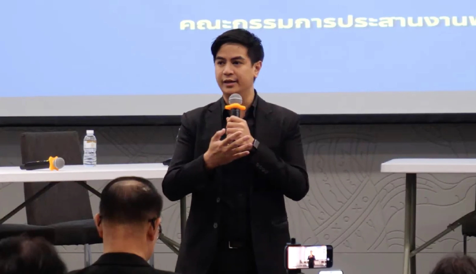 'ปธ.วิปฝ่ายค้าน' เปิดชื่อ 'สว.' ส่อร่วมขบวนการ 'โกง สว.'