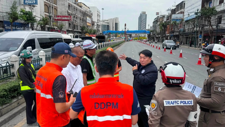 สั่งปิดวงเวียนใหญ่ทุกช่องทาง อุโมงค์รถไฟฟ้ารั่ว ทำถนนทรุด-ร้าว