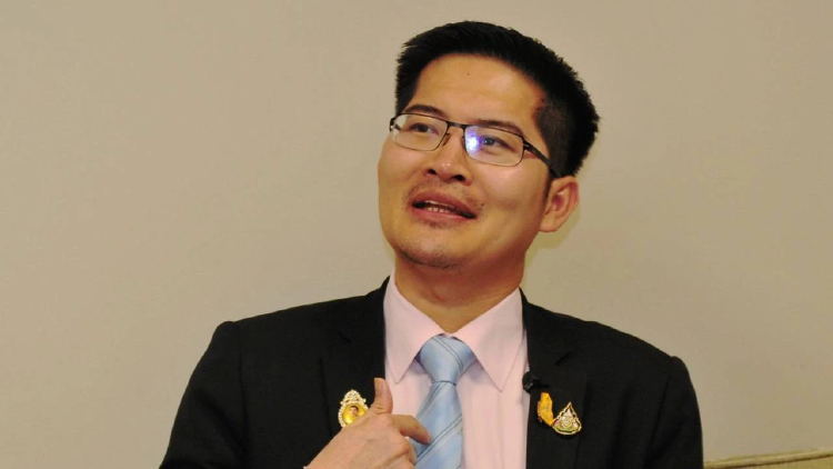 'มงคลกิตติ์' เตรียมยื่น ป.ป.ช. สอบ 96 โครงการโอนงบศธ.
