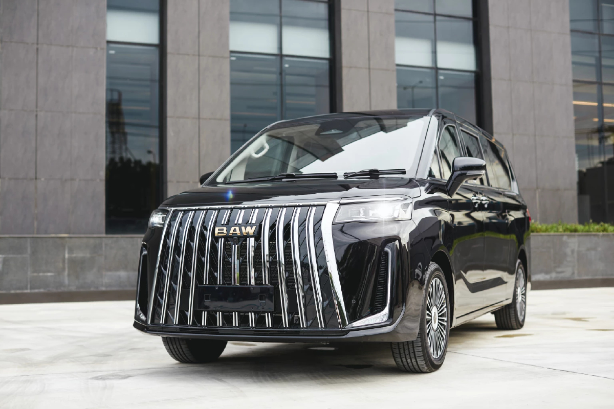 แบรนด์ใหม่ อีวี จีน เน็กซ์พอยท์ เปิดตัว BAW M8 ฟูลไซส์ MPV 1.29 ล้าน