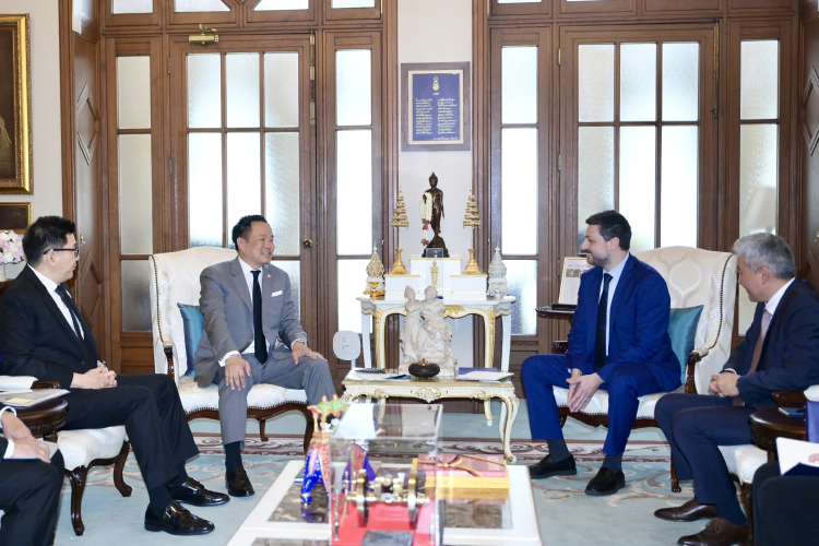 'อนุทิน’หารือ ‘ผู้จัดการ WEF’ ย้ำความเป็นหุ้นส่วนเศรษฐกิจ ไทยพร้อมดึงการลงทุนฝ่าโลกผันผวน