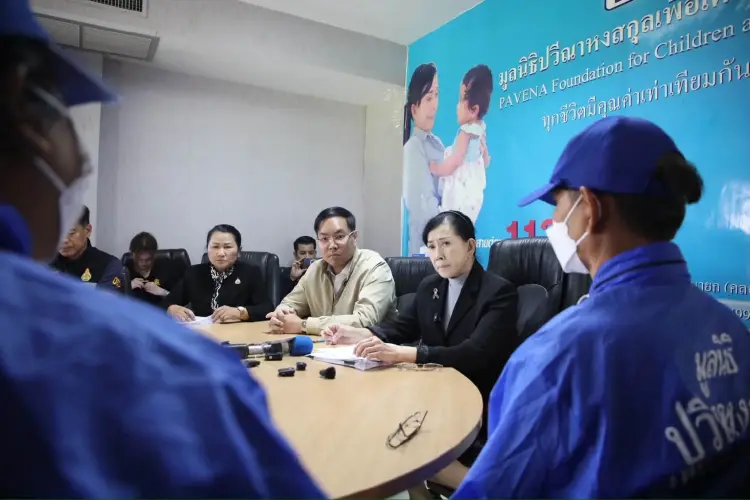 รุดช่วย 'เด็กหญิง' 11 คน สั่งสอบวินัยร้ายแรง 'ผอ.โรงเรียน' ล่วงละเมิด