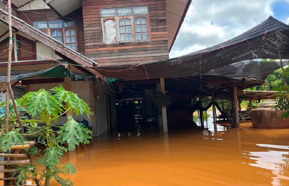 ฝนถล่มภาคเหนือ น้ำป่าทะลัก 6 จังหวัด ปภ. สั่งเฝ้าระวัง 24 ชั่วโมง