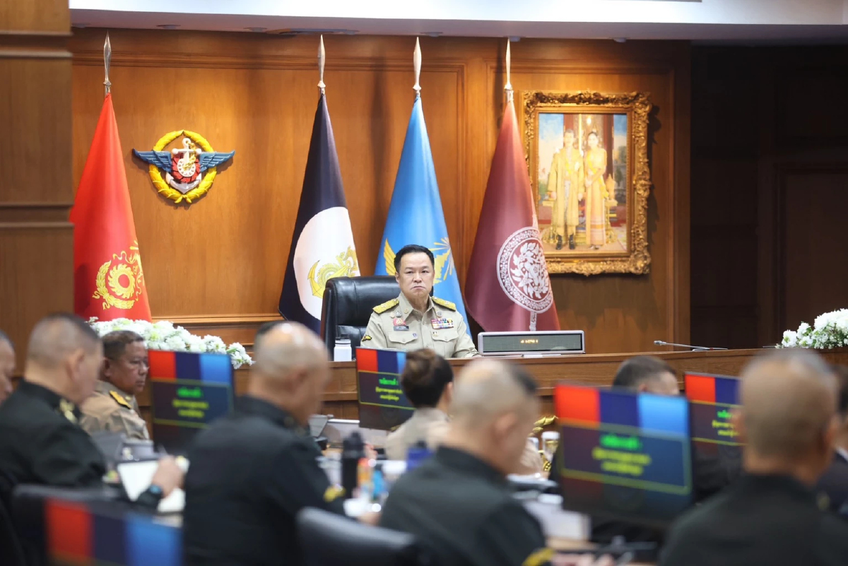 'นายกฯ' ตรวจเยี่ยม'กองทัพไทย' รับทราบ แผนรับมือภัยคุกคามความมั่นคง