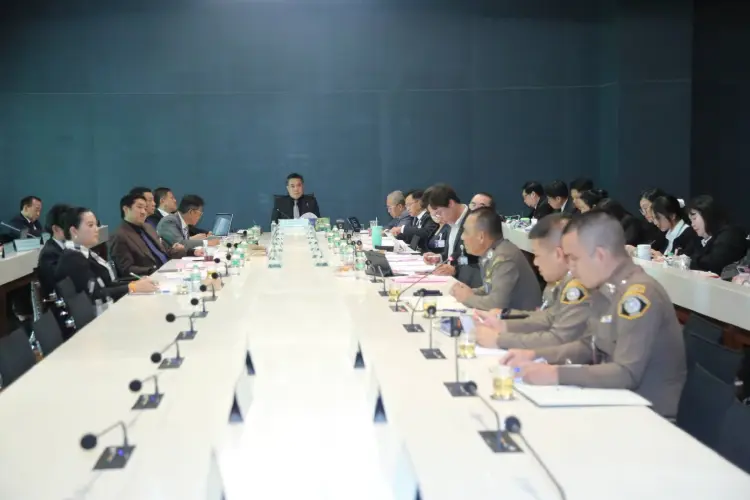 'กมธ.ปราบโกง' เชิญ 'จรูญเกียรติ' ตามคืบหน้าเอาผิดโกงสอบท้องถิ่น