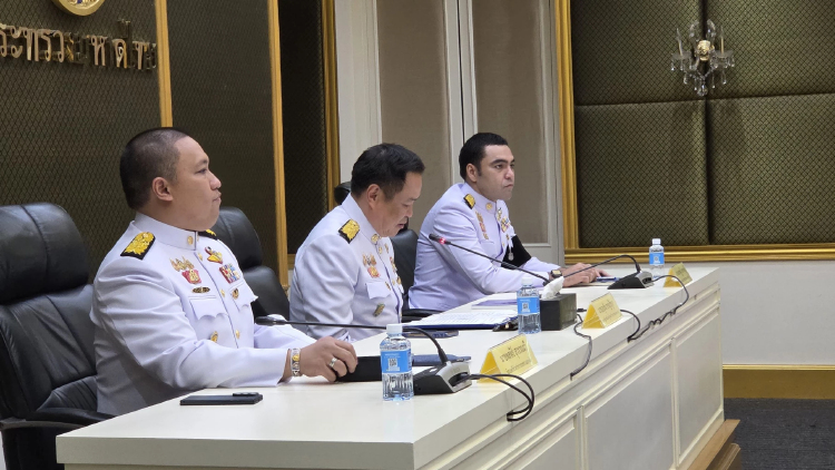 'อนุทิน' หัวโต๊ะถกบิ๊ก มท. ลั่นอย่าเป็น 'มหาไถ' เรียกศรัทธา ปชช.