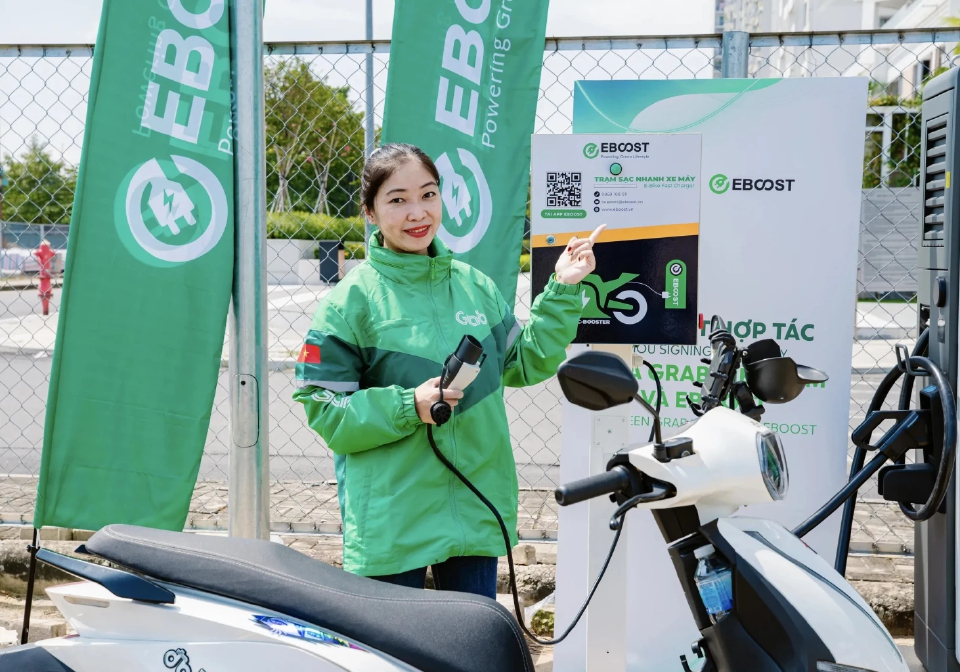 Grab เปิดศึกจุดชาร์จอีวี ทุ่มขยาย 15 เท่า ท้าชน VinFast
