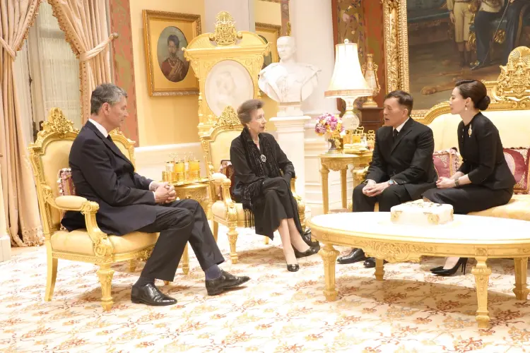 ในหลวง-พระราชินี ทรงรับเจ้าหญิงแอนน์ ในโอกาสเสด็จเยือนประเทศไทย