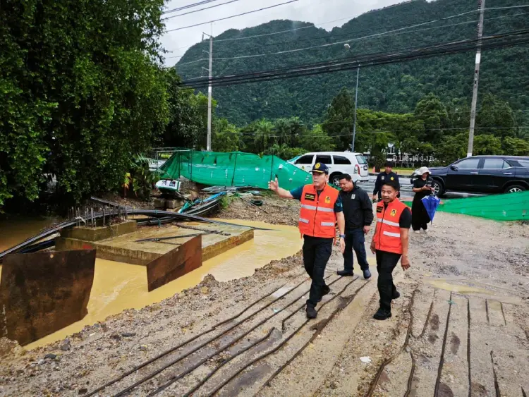 พังงารับมือฝนตกหนัก สั่งทุกหน่วยพร้อมป้องกันน้ำท่วม