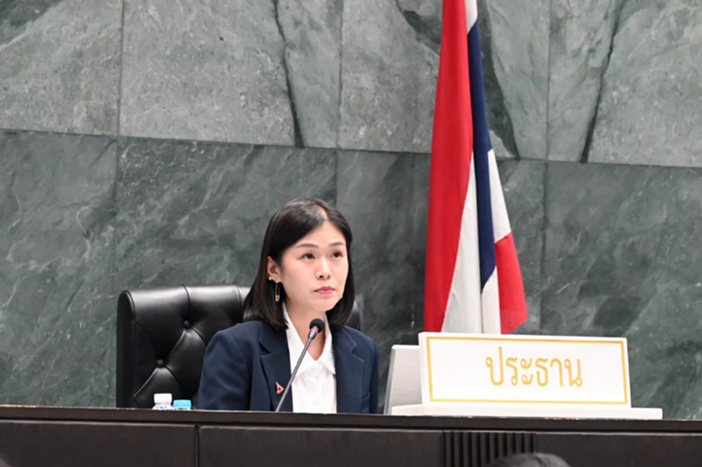 สภา กทม.ตั้ง คกก.สอบข้อเท็จจริง ปมกดบัตรแทนกัน ขีด 60 วันเสร็จ