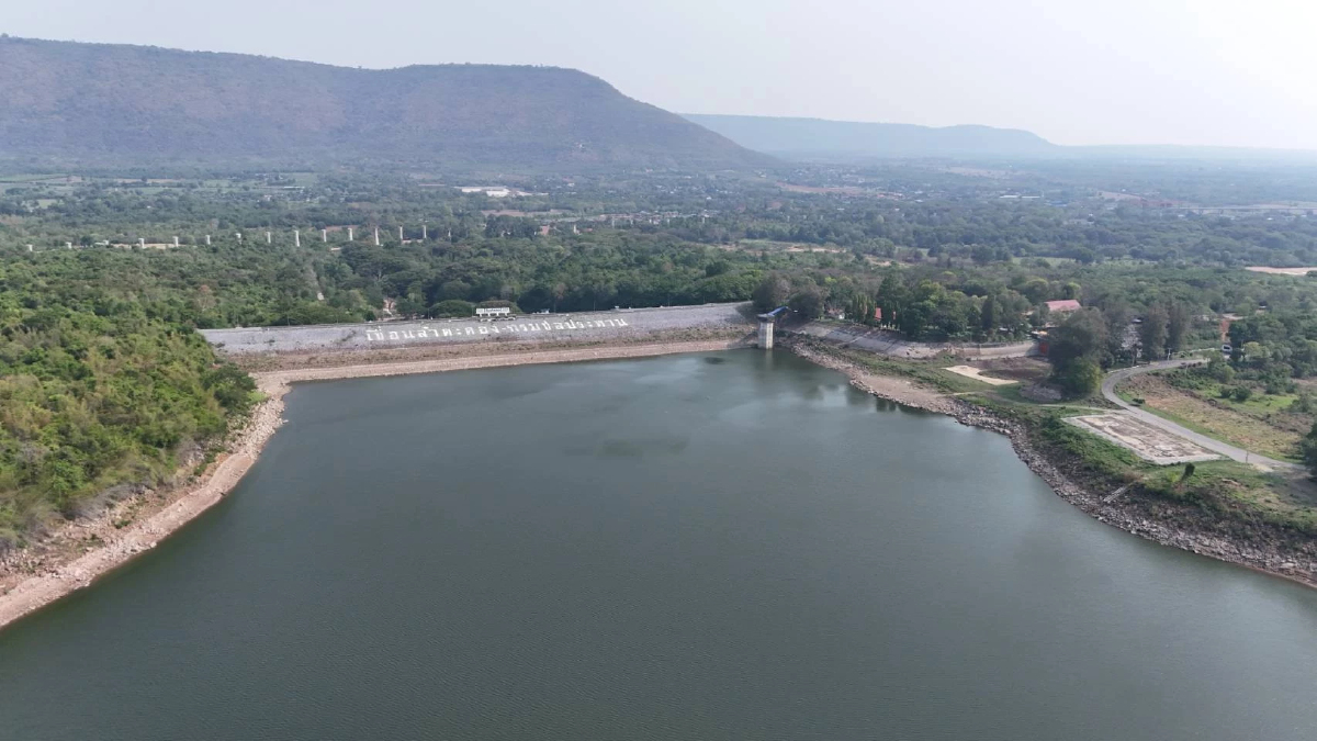 สรุปสถานการณ์น้ำภาพรวม เฝ้าระวัง 10 อ่างเก็บน้ำใหญ่ ปริมาณน้ำต่ำ 30%