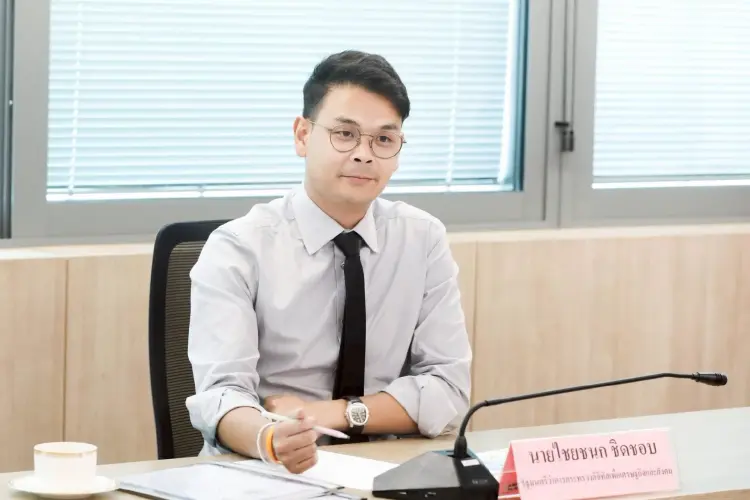 ‘ดีอี’ สั่ง ThaiCERT ล่าต้นตอปมข้อมูลทะเบียนรถรั่วโผล่ออนไลน์ ขู่ฟันพรบ.คอมพ์ฯ