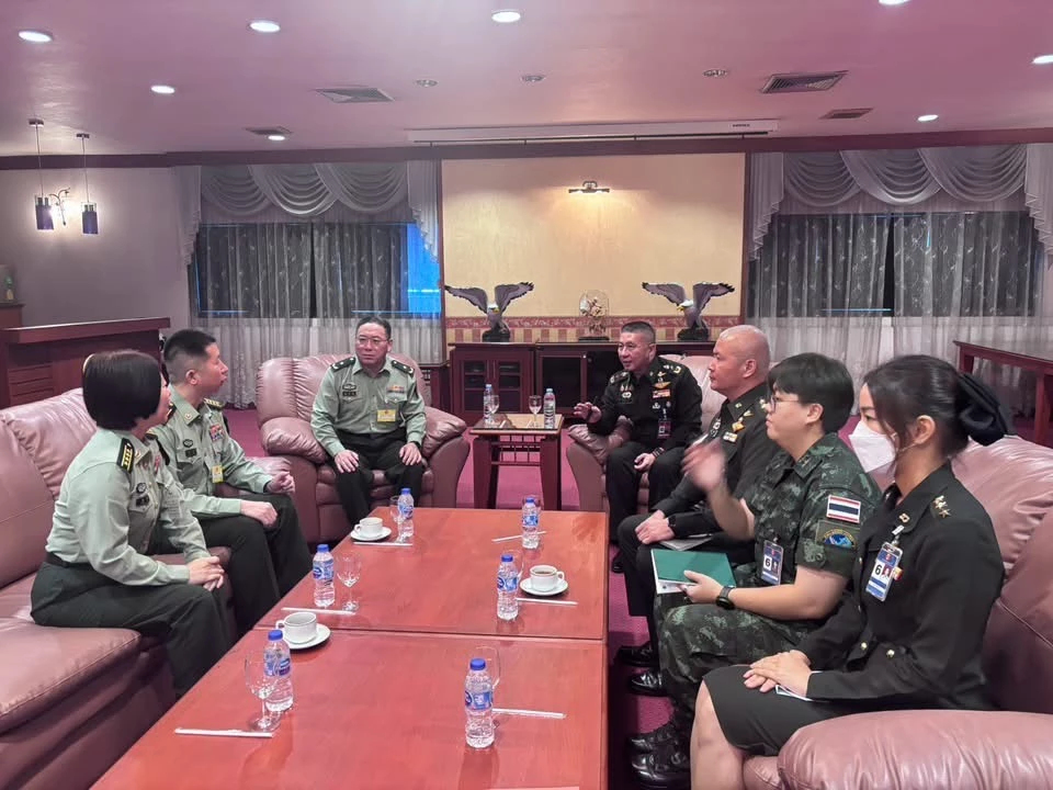 ทูตทหารจีน เคลียร์ ทบ. ปมส่งอาวุธ กัมพูชา ย้ำสัมพันธ์แน่นแฟ้นไทย