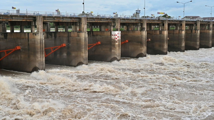 สถานการณ์น้ำทั่วประเทศ ล่าสุด แตะ 64% ระวังฝนตกหนัก-น้ำทะเลหนุน